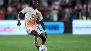 米体：24岁的科内比卢克曼年轻3岁，橡树非常重视未来转售价值