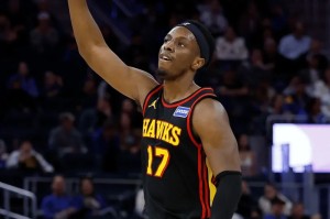 老鹰首发：克雷伊奇、沃克、丹尼尔斯、约翰逊、奥孔古